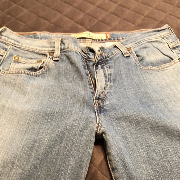 Levi’s boot cut jeans - Picture 7 of 7
